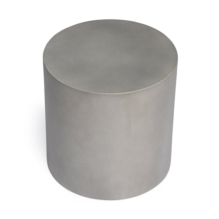 Polished Concrete Outdoor Round Accent Table 16" (Grey)