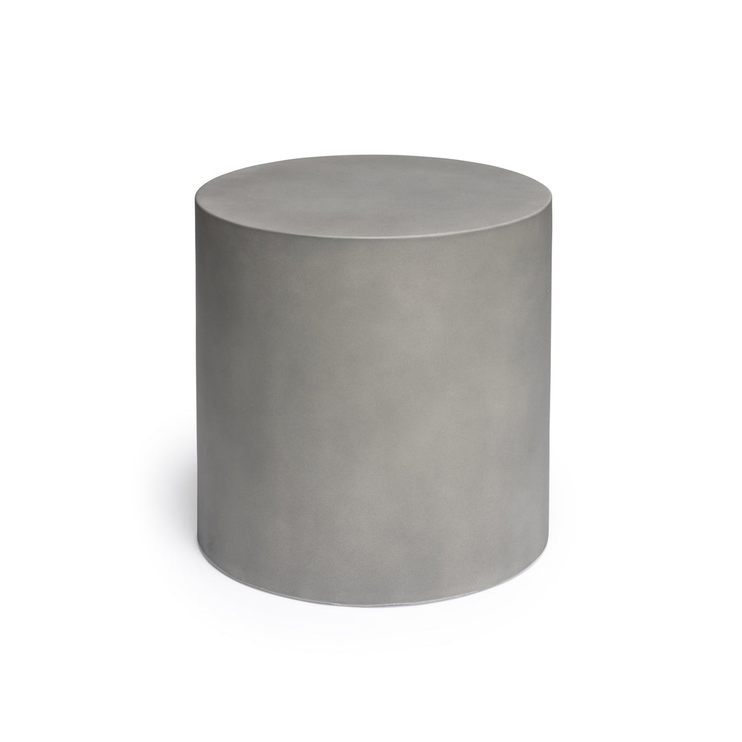 Polished Concrete Outdoor Round Accent Table 19" (Grey)